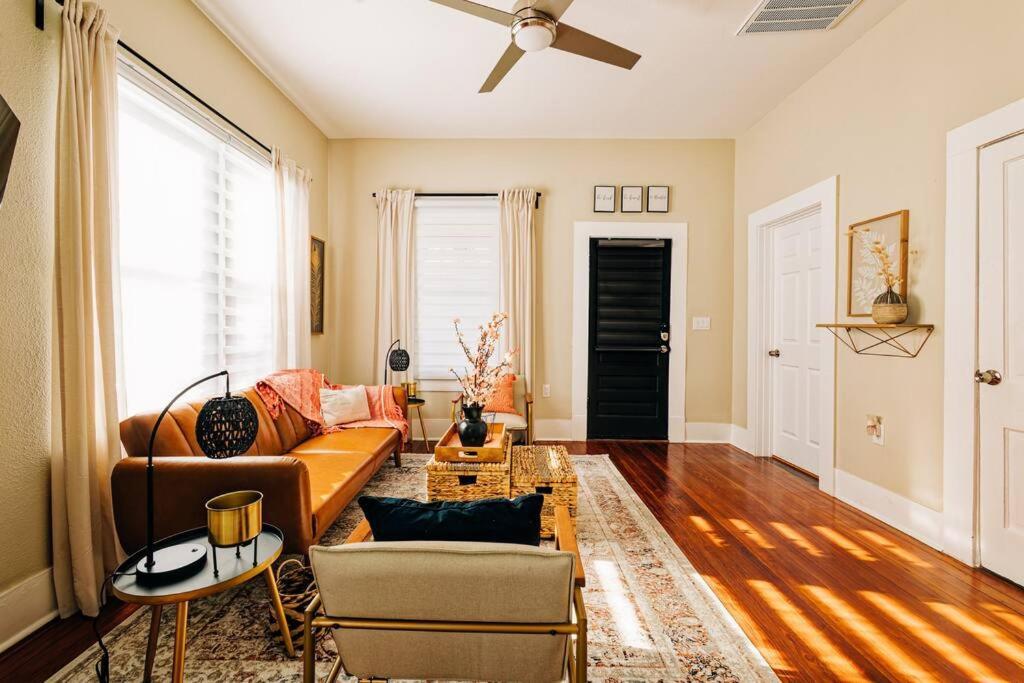 Close To Downtown San Antonio,Tx With Private Backyard And Firepit Exterior photo
